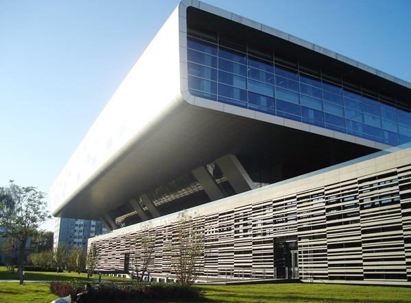 國(guó)家圖書(shū)館不銹鋼煙囪安裝