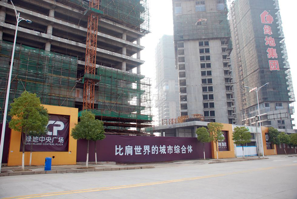 鄭州綠地中央廣場不銹鋼風(fēng)管安裝